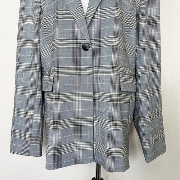 Lewit Gray Plaid Wool Blend Blazer - Picture 3 of 11